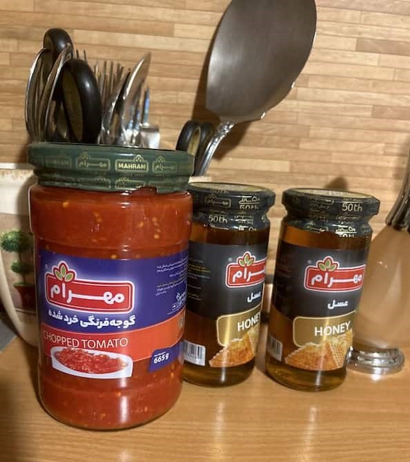 تصویر 4 از رب گوجه فرنگی شیشه ای مهرام با کیفیت بالا